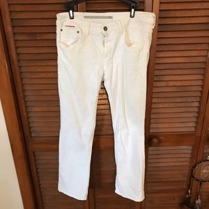 !IT Straight Leg Capris